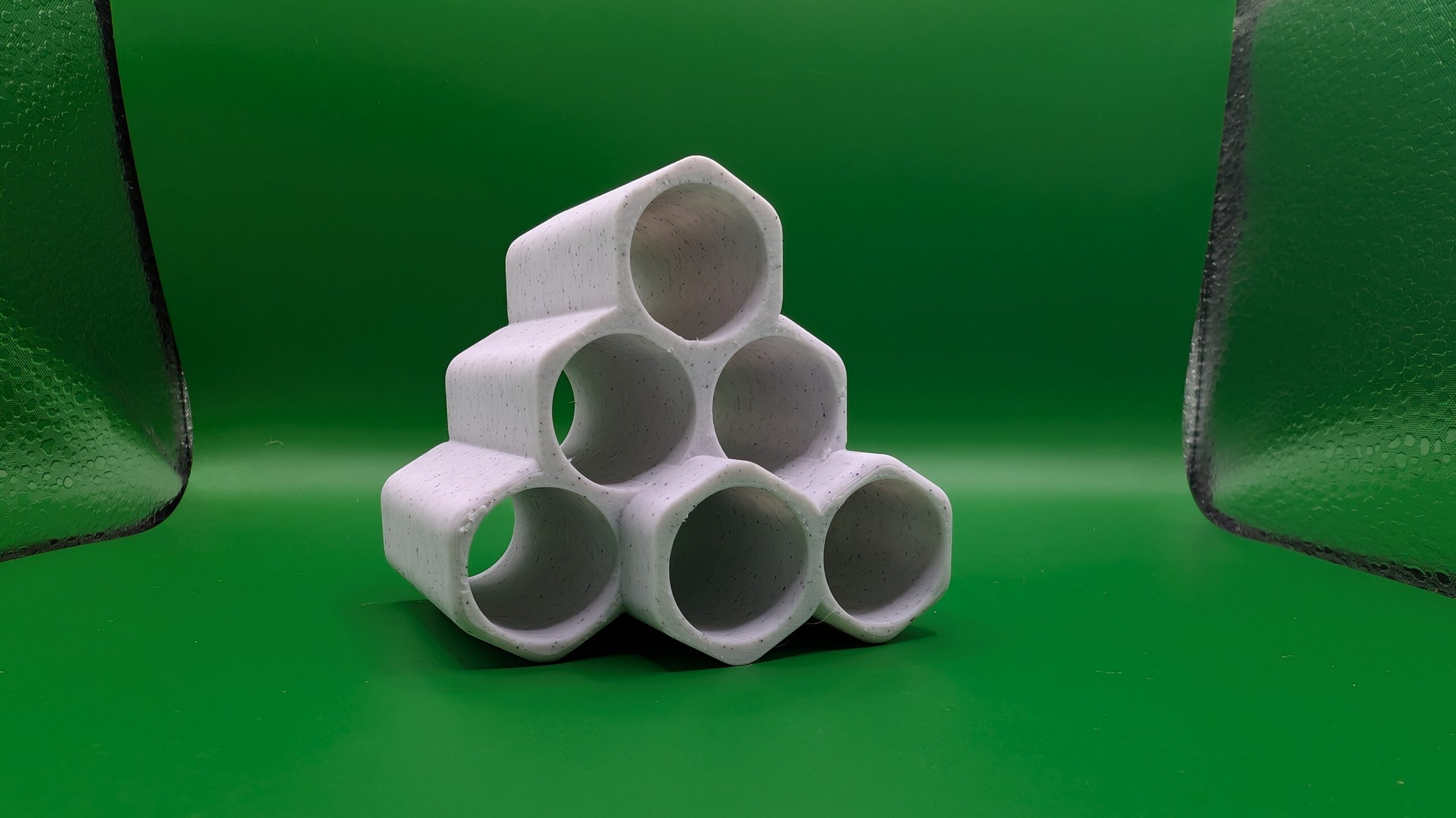 Hexagon Shrimp Hideout – Functional Art for Your Aquarium - Image 5